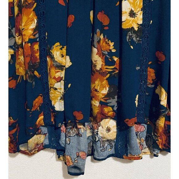 Blu Pepper Top Womens Large Navy Blue Boho Floral Lace Trim Hi Low Hem Peasant - Picture 5 of 10